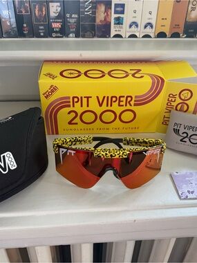 Pit Viper 2000 Yellow Leopard Frame Sunglasses with Red Mirror Lens BRAND NEW
